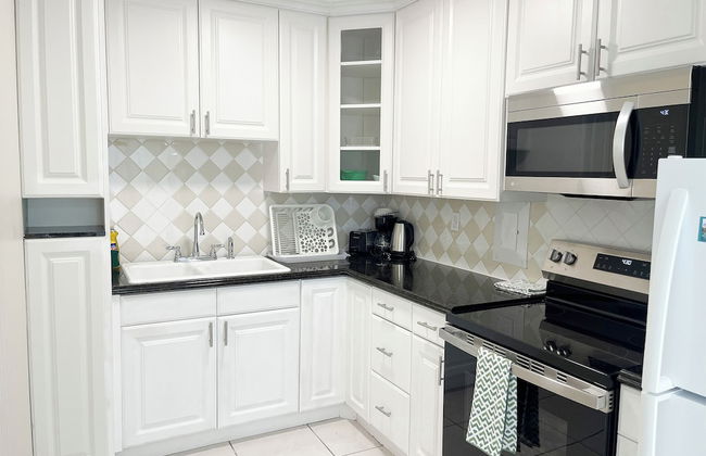 Sunny Isles Apartments by MiaRentals - Foto 35