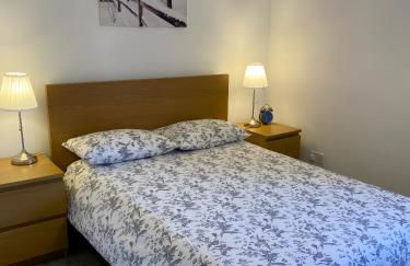 Central Stylish 2Bedroom flat with free parking - Foto 7