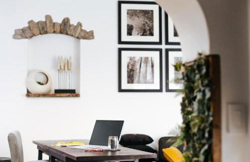 Bumblebee checkout 2pm Frome Longleat Aqua Sana Bath 5 people PRIVACY - Foto 67