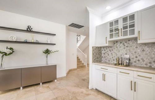 Golf Course Villa w Pool Spa Near the Strip - Foto 13