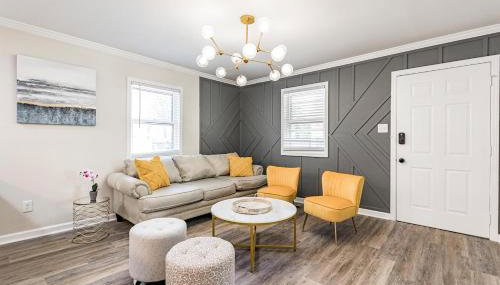 Renovated house close to Dtown Durham w king bed - Foto 2