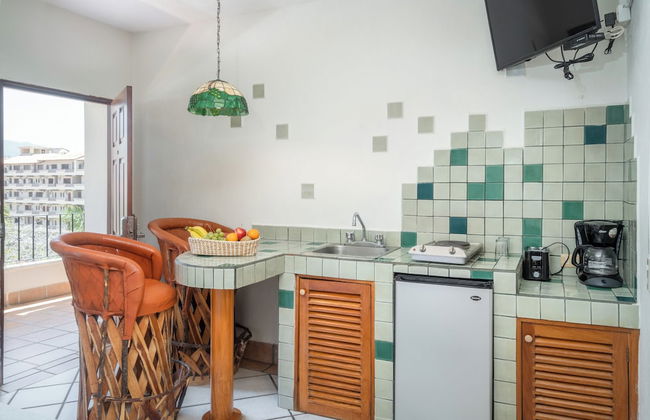 Hotel Eloisa - Near Playa de los Muertos - Foto 24