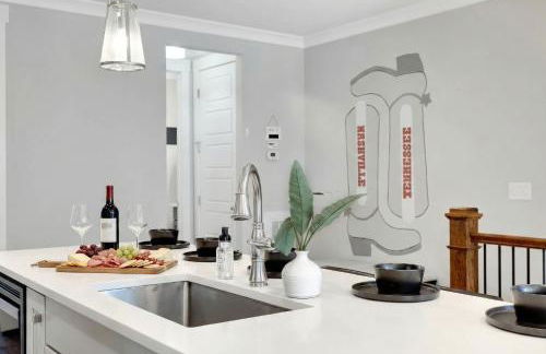 Lux Nashville Retreat 12 Beds Games Bar - Foto 56