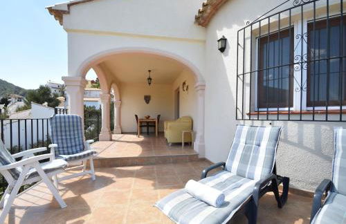 Peaceful Villa with Private Pool - Foto 22