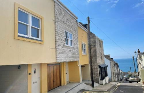 Chic and modern townhouse in beautiful Portland - Photo 1