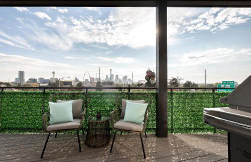 Contemporary Condo - Grill - Balcony - Tesoro - Foto 31