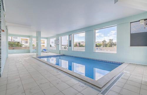 Stylish Apartment - Steps from Marina, Center & Beach - Foto 21