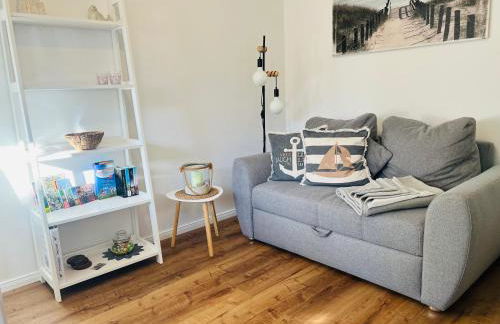 SeeLund - Meeresrauschen lauschen - ruhiges sonniges Apartment mit Garten und Terrasse nahe Strand und Ostsee - Foto 6