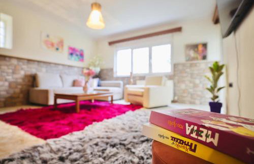 Cozy tricolor 2 bdr apt with gym & parking - Foto 2