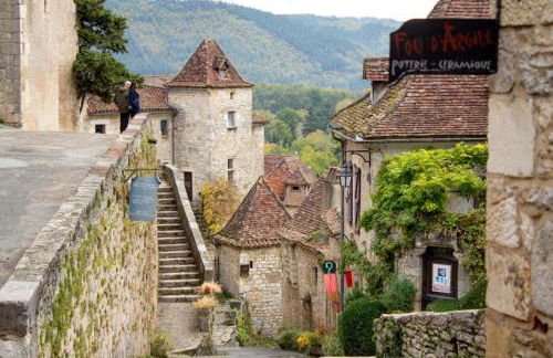 Les Trigones du Causse -Maison atypique avec Piscine Privée - Foto 46