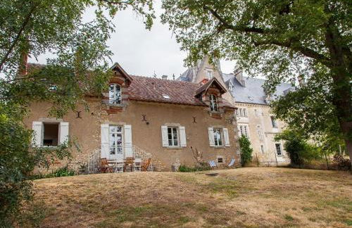 Gîte cosy en Berry avec jardin et parking, proche de Châteauroux, pour 10 personnes - FR-1-591-31 - Foto 4