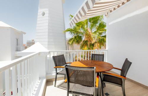 Spacious apartment with ocean view - Photo 29