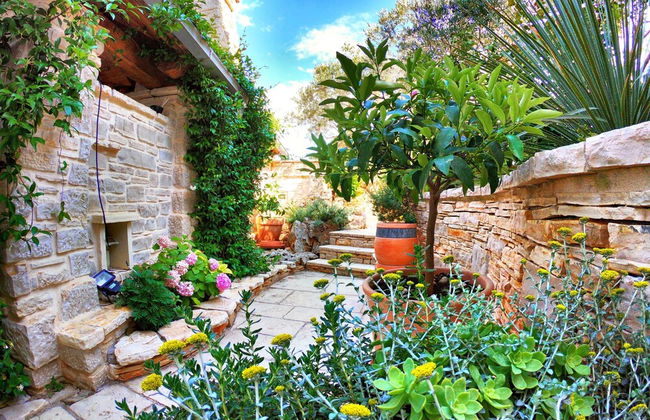 Modish Apartment in Murter with Hot Tub - Foto 21