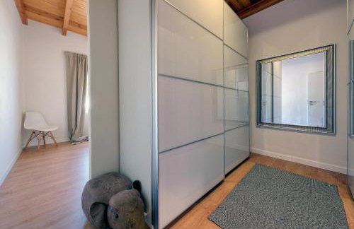 Chalet Emily Alpine Chic with Hot Tub and Ocean View By Lanzarote Vacation Homes - Foto 13