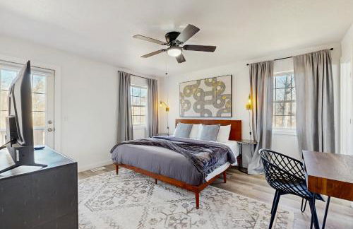 Float & Unwind - Photo 13