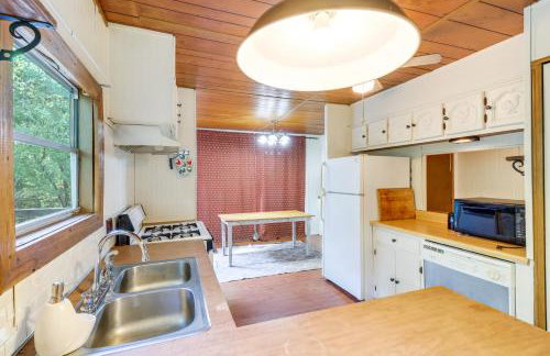 Edgemont Home with Deck about 9 Mi to Greers Ferry Lake! - Foto 9