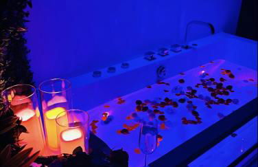 Suite in the City avec JACUZZI PRIVATIF - Hyper Centre - Foto 42