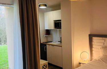 Appartement standing avec terrasse près de Honfleur parking et piscine - Photo 1