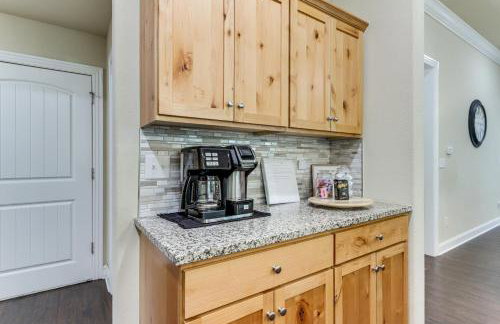 Modern Family Cabin: Walk to Table Rock Lake - Foto 7