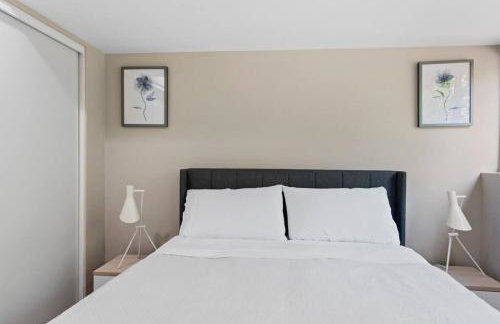 Stylish & Spacious Retreat in Downtown Bellevue - Foto 25