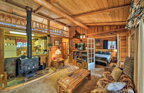 Private Yaak River Hideaway with Deck and Mtn Views! - Foto 5