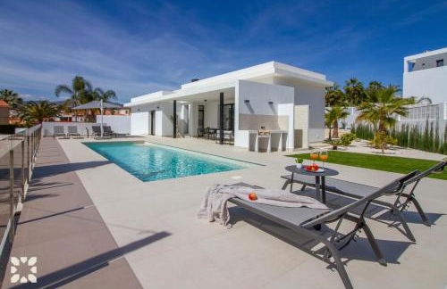 Villa Aquiles by Abahana Villas - Foto 17