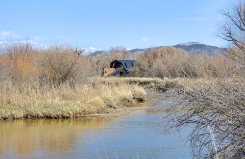 Riverfront Montana Retreat - Deck, Fire Pit and Pond - Foto 27