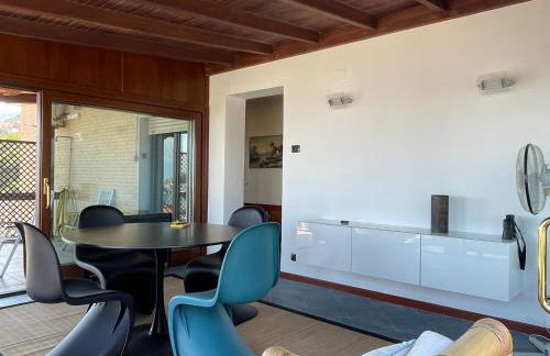 Attico con terrazza sul porticciolo turistico di Vibo Marina - Foto 14