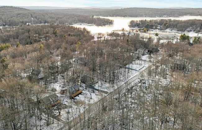 The Pines Cozy Arrowhead Lake Escape With Pools and Outdoor Adventures - Foto 27