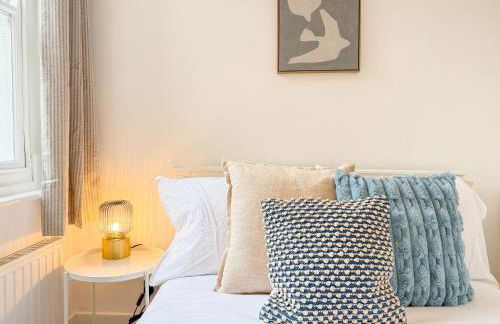 NEW - Luxury 3 bedroom Townhouse - Canterbury City Centre - Foto 43