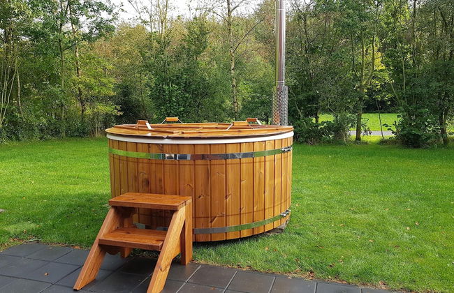 Lakeside Luxury; Sauna & Hot Tub - Photo 22