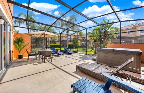 Beautiful 3 Bedroom Villa with Private Hot Tub, 10 mins to Disney! - Foto 23