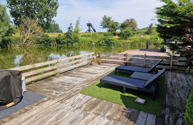 Cosy Chalet With Garden - Foto 14