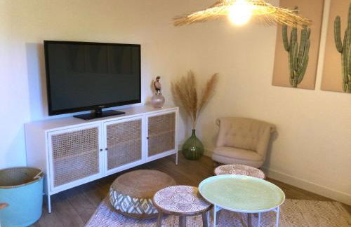 La Bohème. Maison de village cosy, jardin et spa. - Foto 3