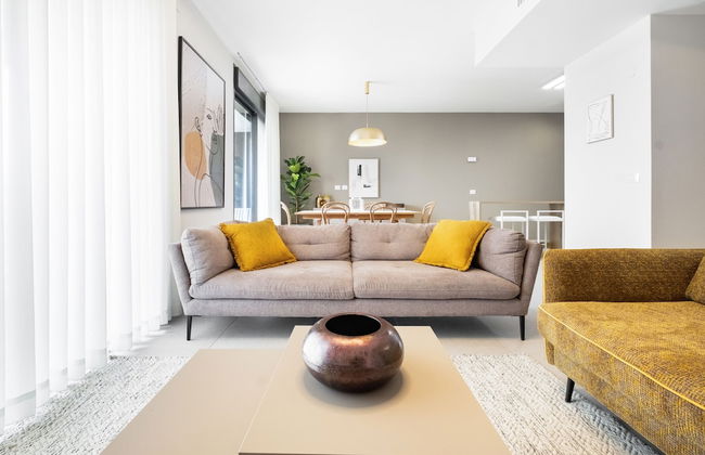 Modern Haven in South TLV by Sea N' Rent - Foto 1