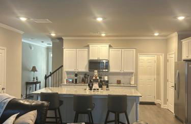 New Townhouse-Strong Wi-FI - Foto 8