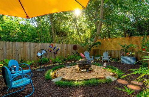 Creole Cottage - 2 Bed, 1 Bath, Pet Friendly with Fee, Walk to Downtown, Grill, Washer & Dryer - Foto 69