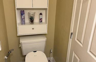 Vic's 3 bedroom 4beds & POOL centrally located! - Foto 6