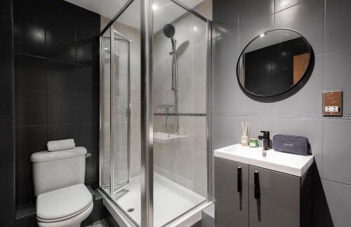 BEST THAMES VIEWS in TOWN! LARGE LUXXE NOMAD DESIGN FAMILY HOMES المساحة والأناقة تلتقي مع الراحة العربية - Foto 48