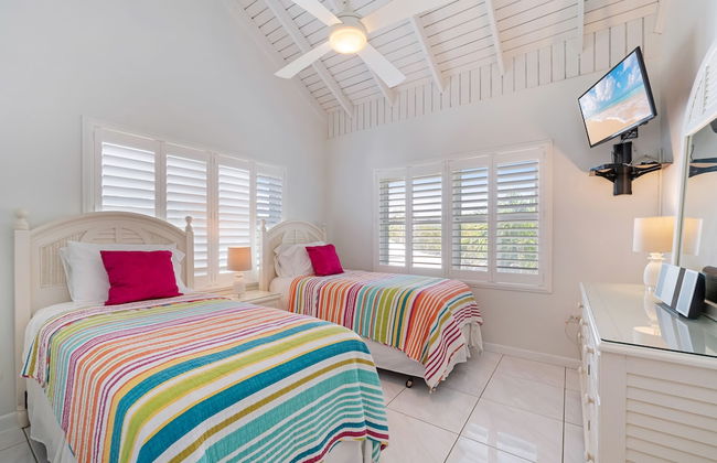 Villas of the Galleon - Photo 45