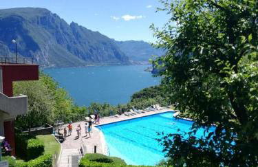 Penthouse with Big Terrace in Residence with Pool - Foto 3