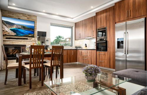 Violet Beach Front Private Villa - Foto 29