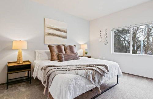 Full ADA Unit - 2 Bed 2 Bath Unit Near Downtown - Foto 4
