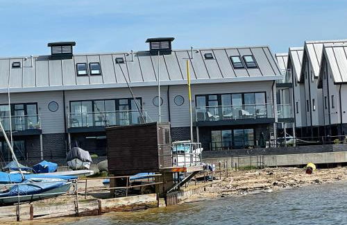 Ten Admiralty Pier - Foto 19