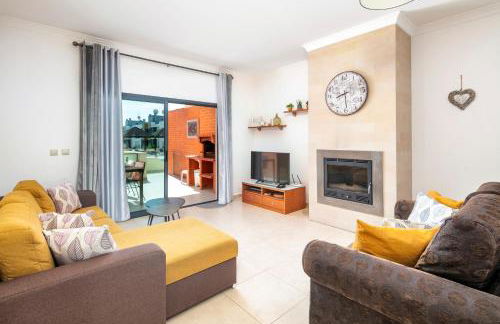 Lagos Apt with pool and huge balcony Very close to Beach and Marina - Foto 6