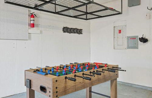 Charming 3Bd 2Ba Home with Private Pool - Foto 27