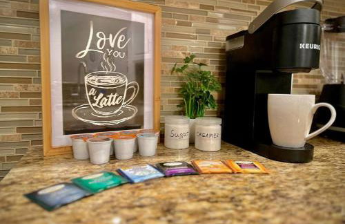 Resort Style 2BR Stay with BBQ, Gym & Sparkling Pool - Foto 26