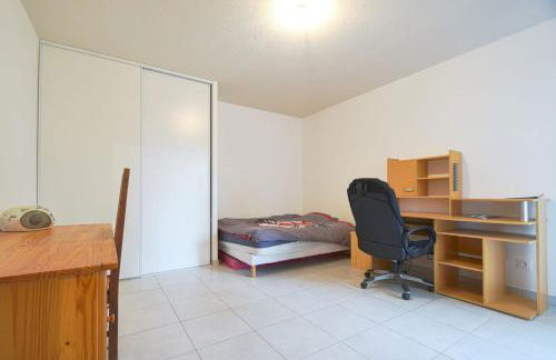 Beautiful Bright Apt With Terrace - Photo 11