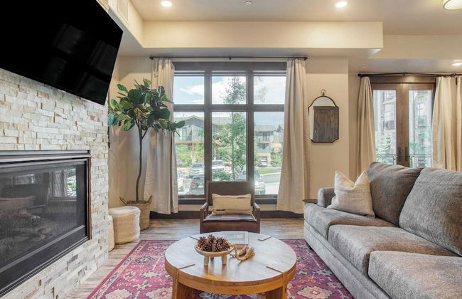 Kestrel by Avantstay Close to the Ski Slopes in This Majestic Home in Park City - Photo 7