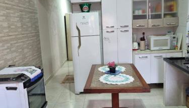 Casa com piscina em Bertioga 700m da praia - Foto 3